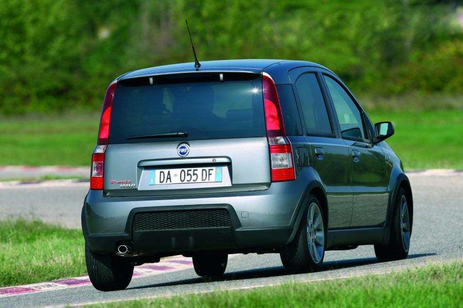  Fiat Panda 2006 года  (фото 17 из 27)
